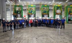 Bakan Kacır Afyon’da lastik üreten fabrikada: Üretim ve istihdam kapasitesini inceledi