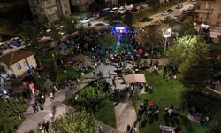 Afyon’da o mahallede yaz şenliği coşkusu yaşandı: Komşular eğlence dolu gecede buluştu