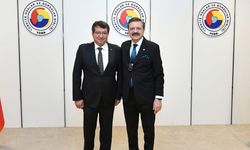 Afyon’un o ilçesine yeni hizmet binası: Hisarcıklıoğlu’ndan övgü