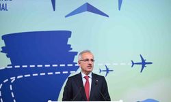 Bakan Uraloğlu: "Canlı Uçuş Takip Sistemiyle Türkiye Hava Sahasındaki Uçuşlar Anlık İzlenebiliyor"