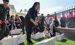 Afyon'da 5 Eylül 2012 patlamasında şehit olan 25 asker anıldı
