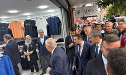 Milli Savunma Bakanı Güler Afyon’da esnafı ziyaret etti