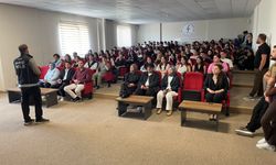 Afyon’da 350 üniversite öğrencisine bağımlılıkla mücadele eğitimi