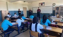 Afyon’da Jandarmadan okul güvenliği semineri: 3 okulda bilgilendirme yapıldı