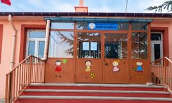 Afyon’da köy okulunda veliler endişeli: 38 öğrenciye 2 öğretmen mi kalacak?
