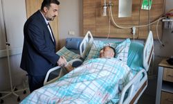 AK Parti İl Başkanı Özgür Kavak'tan İYİ Partili Mısırlıoğlu'na geçmiş olsun ziyareti