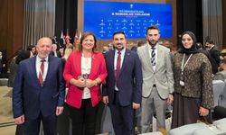 Afyon Belediye Başkanı Köksal, AK Parti toplantısına katıldı