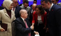 Burcu Köksal, Recep Tayyip Erdoğan’la bir araya geldi: “Çalışmalarımıza verdikleri desteklerden dolayı teşekkür ederim”