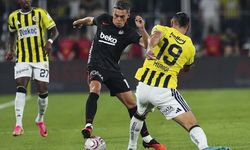 Süper Lig'in ilk derbisinde Beşiktaş Kadıköy'den 2-1'le döndü