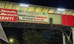 Afyon’da İYİ Gençler’den gece yarısı Öcalan protestosu: Üst geçitlere pankart astılar