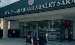 Afyon’da yaşı küçük kişileri fuhşa teşvik eden şahıs tutuklandı: Mağdurun annesi de aralarında!