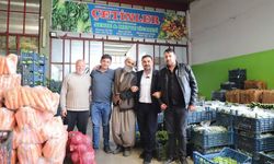 Başkan Kavak’tan hal esnafına ve sağlık camiasına ziyaret: Talep ve beklentiler dinlendi