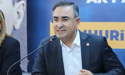 AK Partili Arslan: Sahada mazot, emekli maaşları konuşuluyor, ülkenin nereden nereye geldiğini anlatmamız gerekiyor