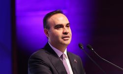 Bakan Kacır: "Türkiye 2026'da Uluslararası Bilim Olimpiyatlarında Madalya Rekoru Kırdı"
