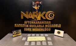 Afyon'da polis aracı durdurdu! 663 uyuşturucu hap ele geçirildi