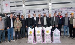 Afyon'da 200 çiftçiye yüzde 50 hibeli tohum desteği!
