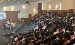 Afyon’da üniversite öğrencilerine Narko Gençlik Eğitimi