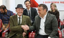 Bilecik Huzurevi'nde Renkli Etkinlik: Vali Sözer Yaşlılarla Bir Araya Geldi