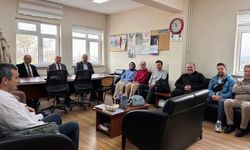 Emirdağ İlçe Milli Eğitim Müdürü Emeksiz'den okul ziyaretleri: Öğretmen ve öğrencilerle buluştu