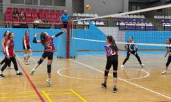 Afyon'da okul sporları heyecanı başladı! Öğrenciler sahaya çıktı