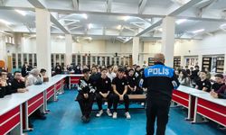 Afyon Lisesi öğrencilerine polisten güvenlik eğitimi