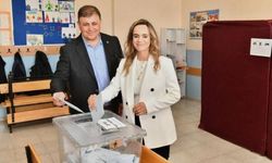 Cemil Tugay’ın eşi kimdir? Öznur Tugay merak konusu oldu