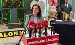 Yeni Parti Antalya Milletvekili Aliye Coşar: "Bu karanlık düzeni Atatürk'ün ilkeleri ışığında sona erdireceğiz"