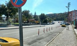Afyon’da vatandaş şikayetçi: "Taksiler taşındı ama yerine özel araçlar park ediyor, trafik sıkışıklığı devam ediyor"