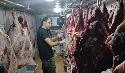 Sandıklı'da et ürünleri satan yerler denetleniyor