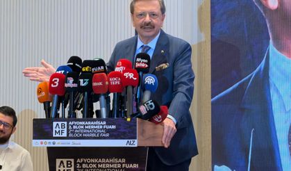 Afyon’da pastırma esprisi salonu güldürdü: Hisarcıklıoğlu sözü Kayseri’ye getirdi