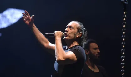 Kıraç Afyon’a geliyor: Zafer Meydanı’nda sahne alacak... Tarih belli oldu!