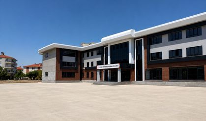 Afyon eğitiminde dengeleri değiştiren sürpriz: Kapılarını açmadan zirveye çıktı, yılların fen lisesini geride bıraktı