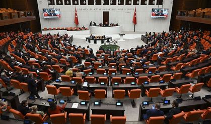 Çerçeve yasa Meclis'ten geçti: Hangi parti ne oy verdi? Sürpriz sonuçlar var!