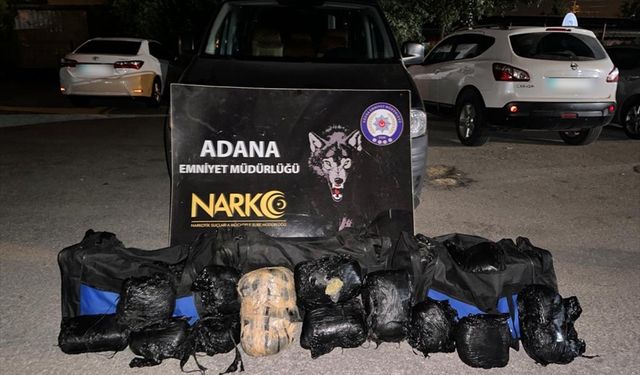 Adana'da 31 kilo 700 gram esrar ele geçirilen araçtaki 3 zanlı tutuklandı