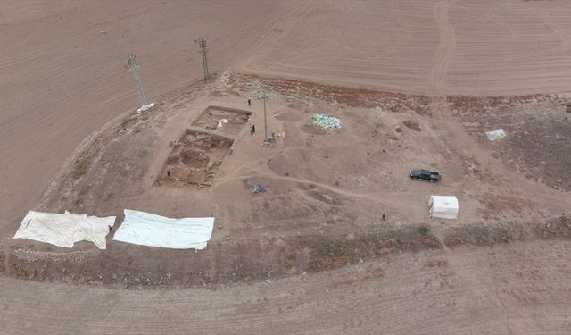 Japonlar gözlerini Afyon’daki Üçhöyük kazısına çevirdi