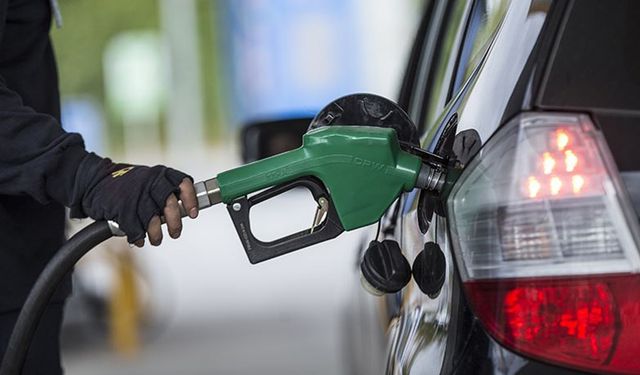 Petrol fiyatları için korkutan 2024 tahmini!