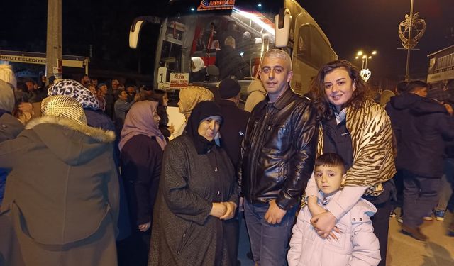 Afyon Şuhut'tan Kutsal Topraklara yolculuk: 90 kişi yola çıktı...
