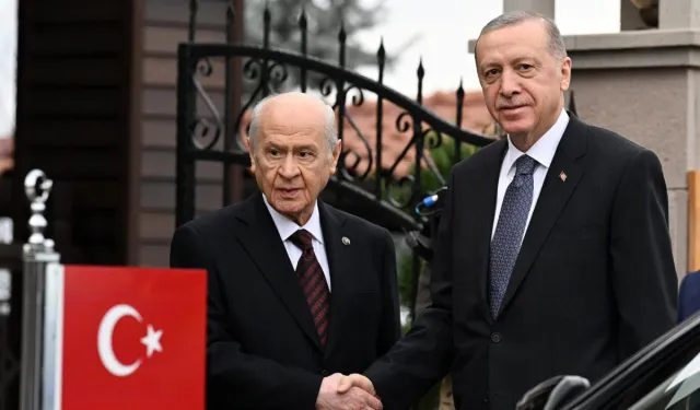 Devlet Bahçeli'den Cumhurbaşkanı Erdoğan'a flaş gönderme: Türk milletini yalnız bırakamazsın!