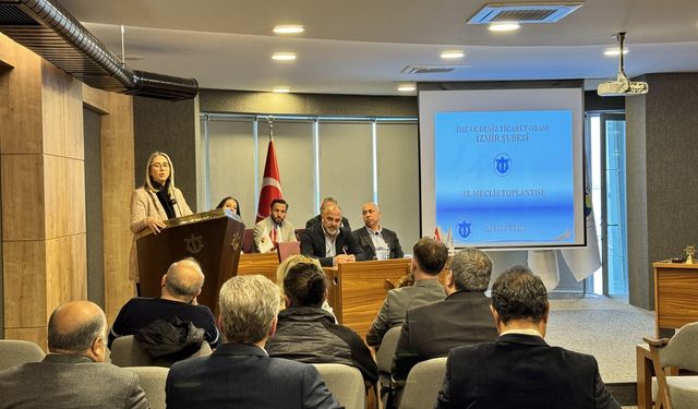 Cumhur İttifakı'nın Konak adayı Çankırı, DTO İzmir Şubesinde projelerini anlattı
