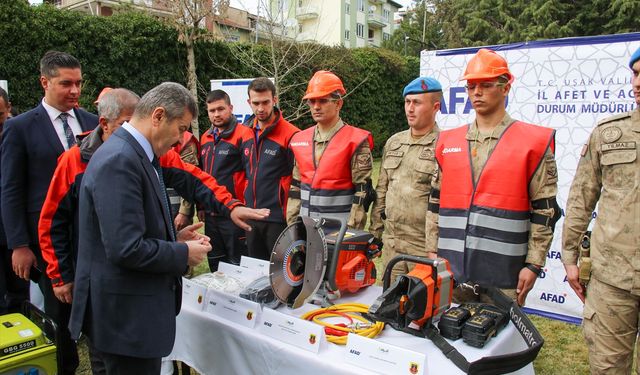 Uşak'ta Jandarma Afet Arama Kurtarma Timi, yeni ekipmanlarla güçlendi
