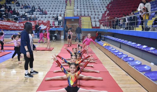Afyon'da Okul Sporları Minikler ve Küçükler Cimnastik Müsabakaları tamamlandı