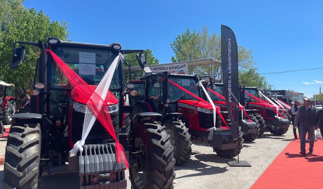 Afyon Tarım Fuarı’nda rekor sayıda traktör satışı