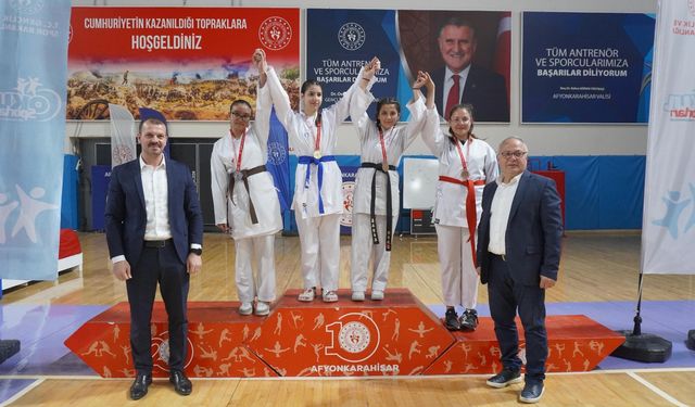 18 Mart Çanakkale Şehitleri Anma Günü karate müsabakaları sona erdi