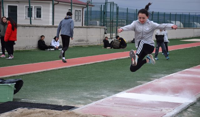 Afyon'da Atletizm Analig il seçmeleri yapıldı: Afyon’u temsil etmek için yarıştılar