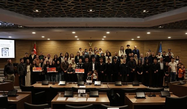 Kütahya Tarihi Konulu Gençler Arası Kültür Yarışması’nın Şampiyonları Belli Oldu