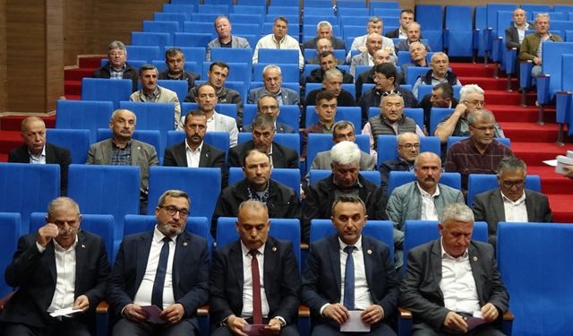 Tavşanlı'da Köy Muhtarlarıyla İstişare Toplantısı Gerçekleştirildi