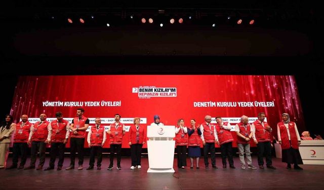 Türk Kızılay Genel Kurulu’nda Güven Tazeledi: Kütahyalı Gazeteci Semra Tozaraydın Yeni Yönetimde