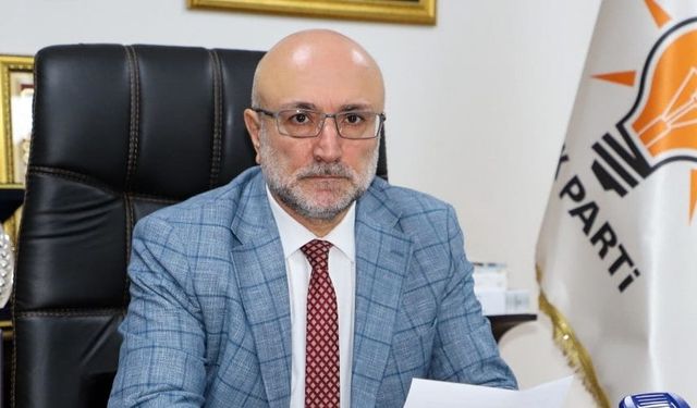 AK Partili Turgay Şahin'den CHP'li Erhan'a: "Saman çöpü üzerindeki sinekten kaptan…"