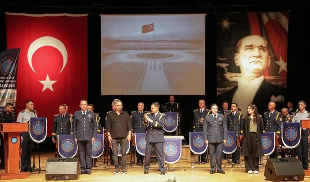 Kütahya’da “Ordu Millet El Ele” Konseri Coşkusu