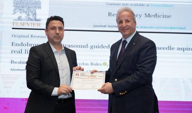 AFSÜ'den Uluslararası Başarı: Üç Öğretim Üyesine Ödül